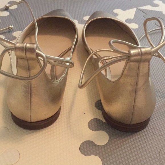 Gold Zara Lace Up Flats! Sold out! Size 8 - Picture 5 of 6
